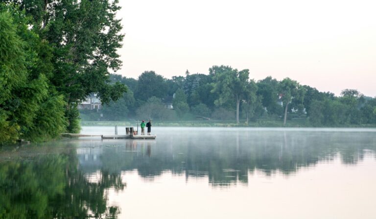 Read more about the article My First Glimpse of Minnesota: A Journey into the Land of 10,000 Lakes