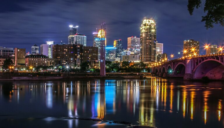 Read more about the article Navigating Culture Shock: My Journey in Minnesota